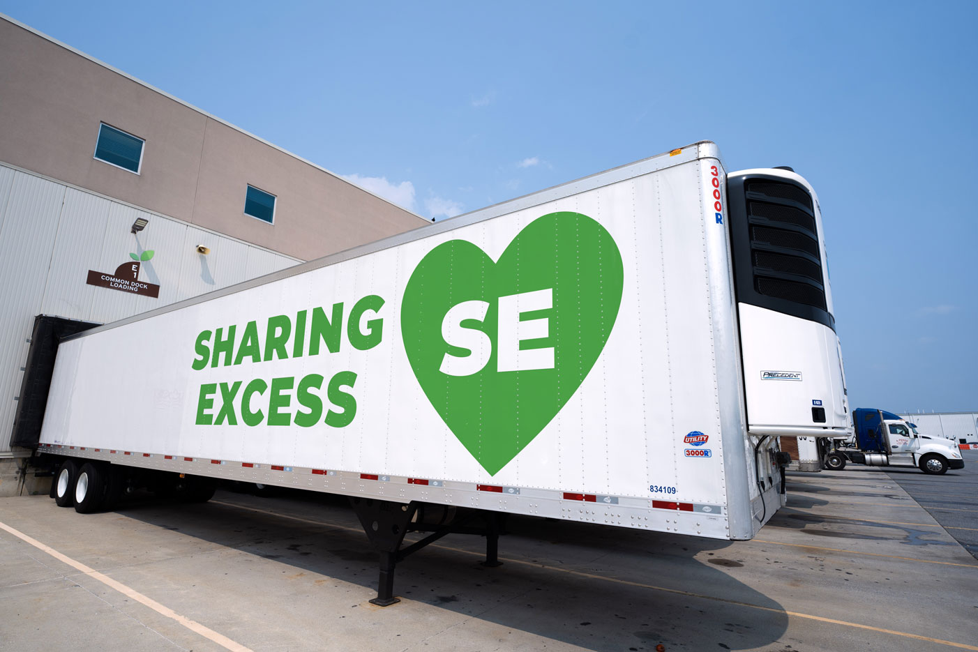 Sharing Excess - a nonprofit addressing the issue of food insecuirty in the US